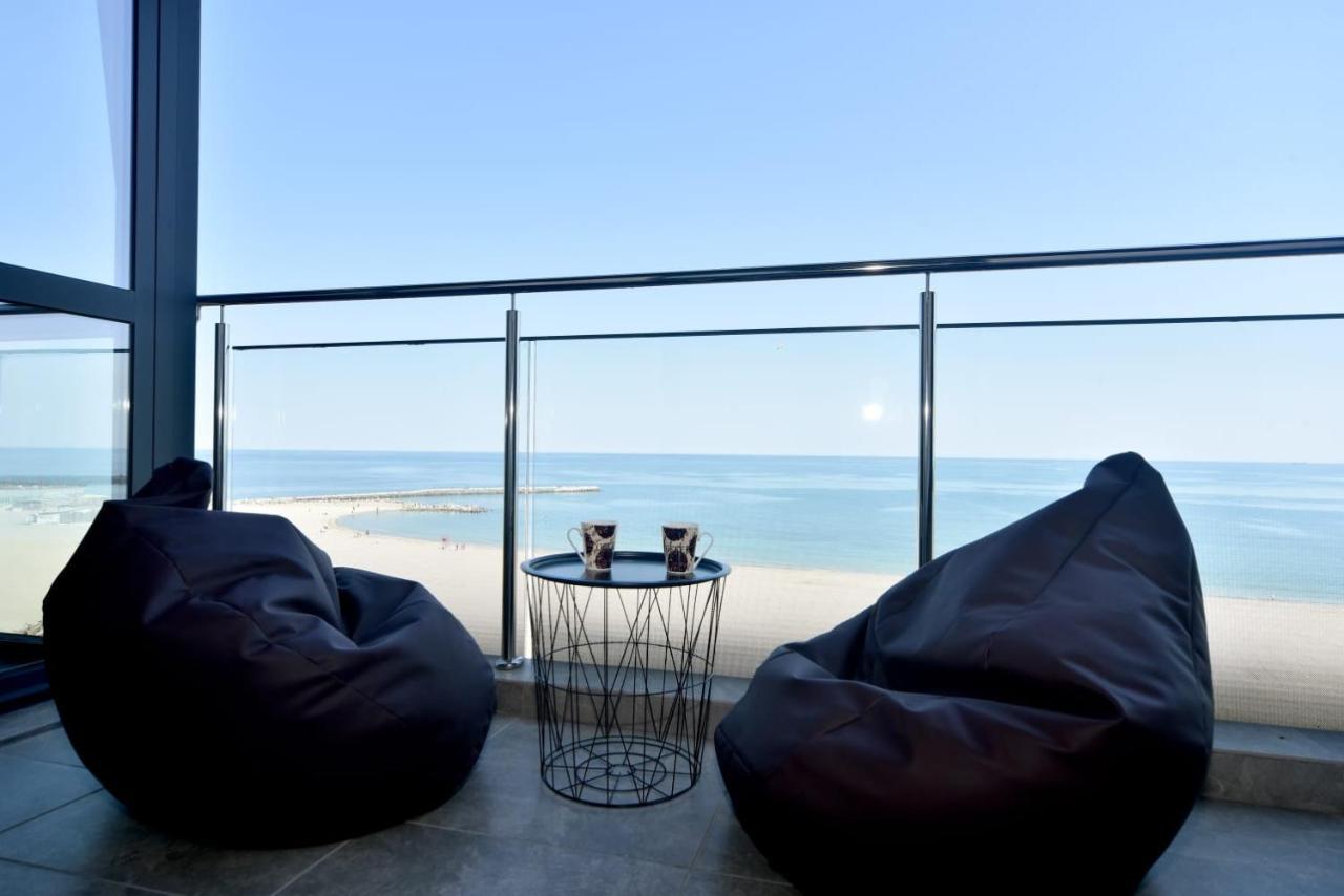 Turquoise By The Sea Apartment Constanta Exterior photo